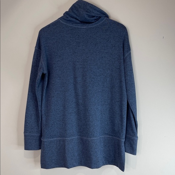 Old Navy Active Funnel Neck Knit Top Navy Blue Pockets Hi Low Hem Pullover M - Picture 8 of 10